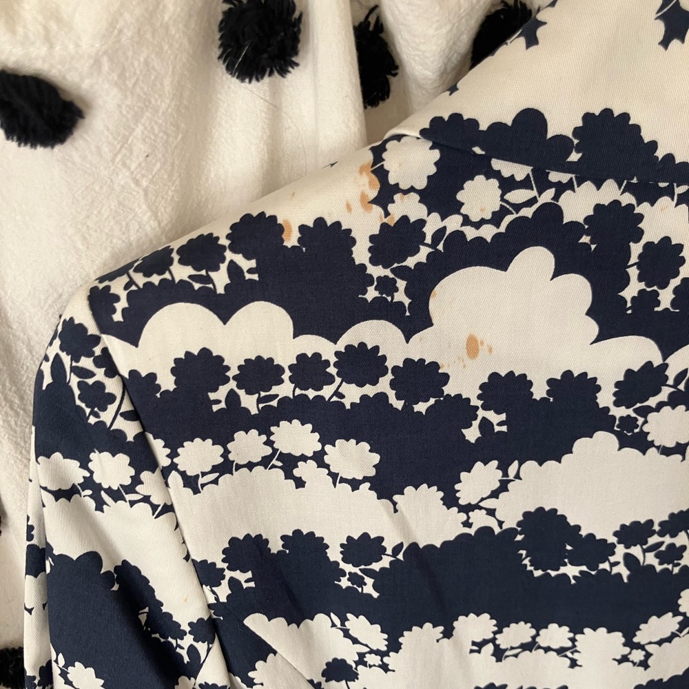 Charles Gray London Vintage NWT Doll Coat White/Navy floral pattern - Picture 8 of 13